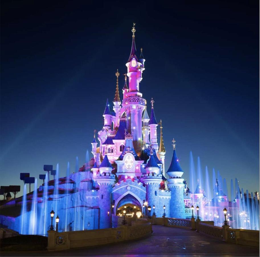 Disneyland-Paris 8 Pers, 2 Parking, Wifi Montevrain Bagian luar foto